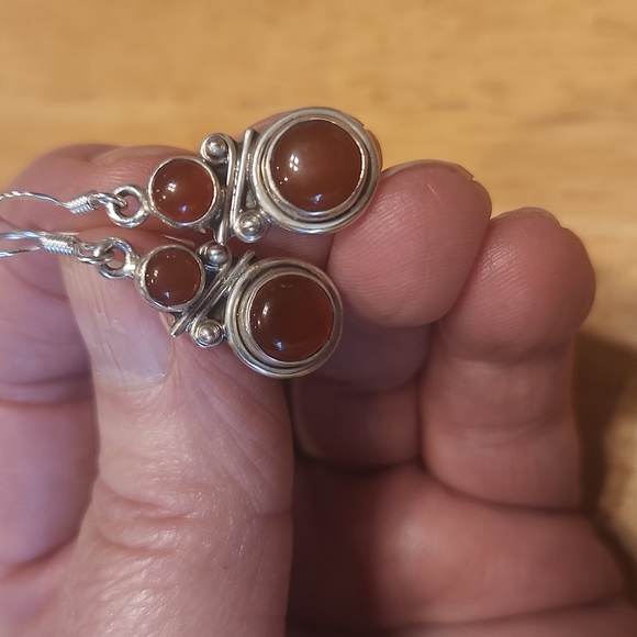 Very pretty Carnelian Sterling Silver Earrings - Picture 1 of 3
